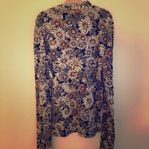 Floral Long sleeve top